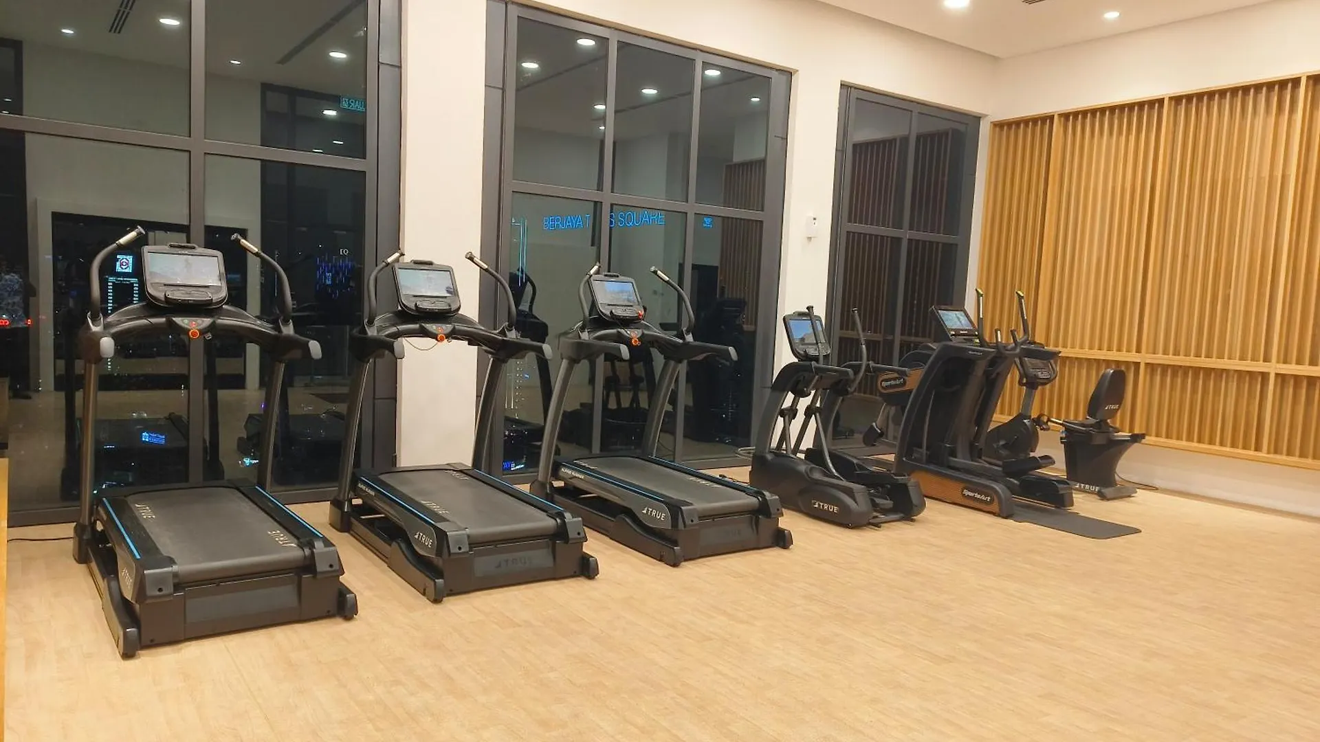 Lucentia Suites Bukit Bintang By Times Square Κουάλα Λουμπούρ