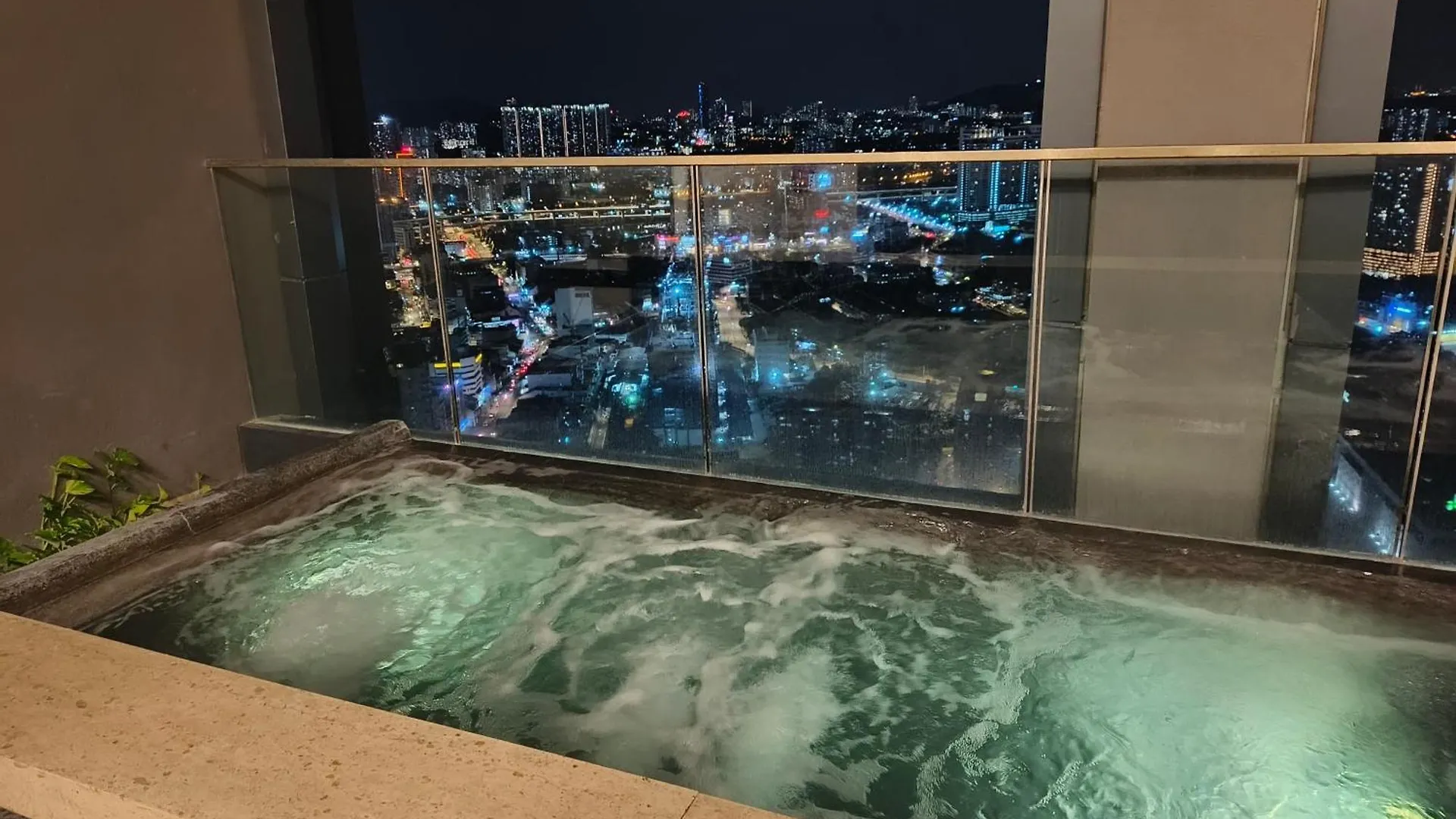 Διαμέρισμα Lucentia Suites Bukit Bintang By Times Square Κουάλα Λουμπούρ