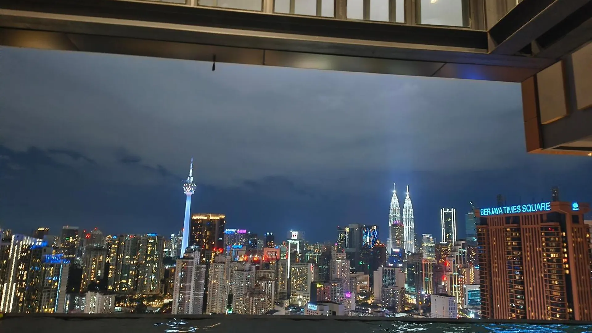 Lucentia Suites Bukit Bintang By Times Square Kuala Lumpur 0*,